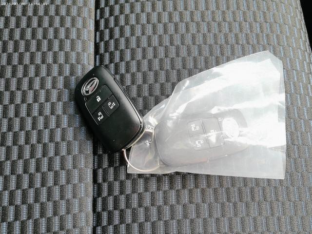 タントカスタムRS4WD 両側パワースライドドア LEDヘッドライト オートライト 運転席助手席シートヒーター オートエアコン 後席テーブル 前後コーナーセンサー アイドリングストップ アルミホイール オーディオレス(北海道)の中古車