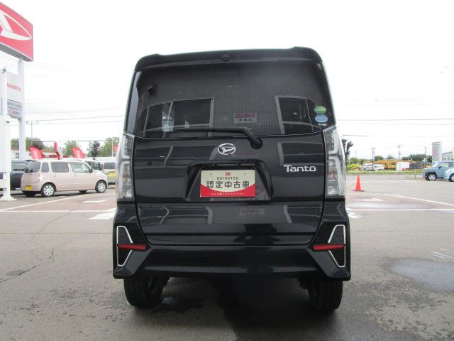 タントカスタムＲＳ４ＷＤ　両側パワースライドドア　ダイハツ純正ナビ　バックモニター　リモコンエンジンスターター　ＬＥＤヘッドライト　オートライト　オートエアコン　前後コーナーセンサー　アイドリングストップ（北海道）の中古車