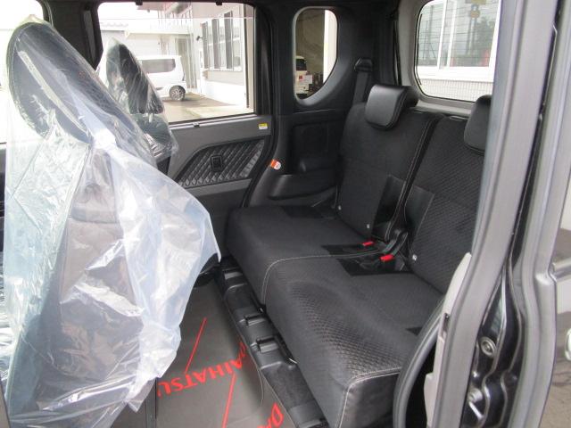 タントカスタムＲＳ４ＷＤ　両側パワースライドドア　ダイハツ純正ナビ　バックモニター　リモコンエンジンスターター　ＬＥＤヘッドライト　オートライト　オートエアコン　前後コーナーセンサー　アイドリングストップ（北海道）の中古車