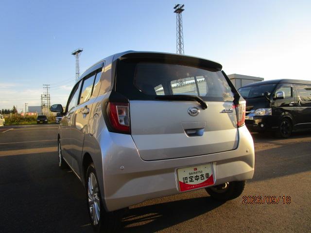 ミライースＬ　ＳＡIII４ＷＤ　夏冬タイヤ　ＣＤチューナー　リモコンエンジンスターター　デジタルメーター　アイドリングストップ　ＶＳＣ（横滑り抑制機能）（北海道）の中古車