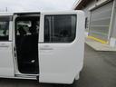４ＷＤ　両側スライドドア　スマートアシスト　ＣＤチューナー　キーレスエントリー　オートハイビーム　ＶＳＣ（横滑り抑制機能）　アイドリングストップ（北海道）の中古車