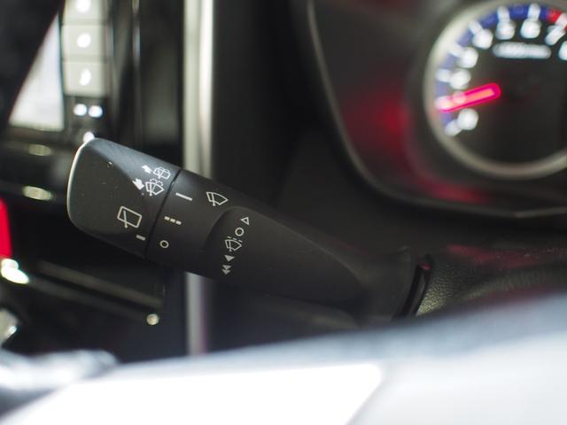トールカスタムＧ　ＳＡIII４ＷＤ　スマートアシスト　両側電動スライドドア　ＬＥＤヘッドライト　オートライト　オートエアコン　ダイハツ純正ナビ　バックモニター　運転席助手席シートヒーター　アイドリングストップ（北海道）の中古車