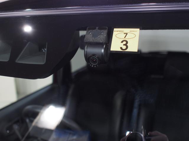 タントカスタムＸ４ＷＤ　スマートアシスト　両側パワースライドドア　ＬＥＤヘッドライト　オートライト　ダイハツ純正カーナビ　パノラマモニター　ナビ連動ドライブレコーダー　運転席助手席シートヒーター　アイドリングストップ（北海道）の中古車