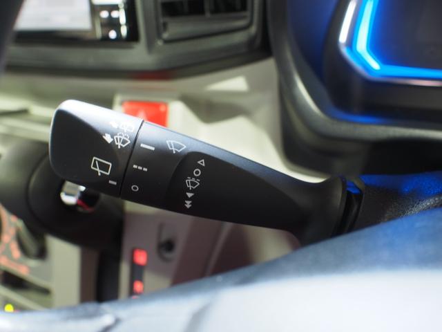 ミライースＸ　ＳＡIII４ＷＤ　スマートアシスト　夏冬タイヤ　ＬＥＤヘッドライト　ダイハツ純正ナビ　デジタルメーター　キーレスエントリー　リモコンエンジンスターター　前後コーナーセンサー　アイドリングストップ（北海道）の中古車