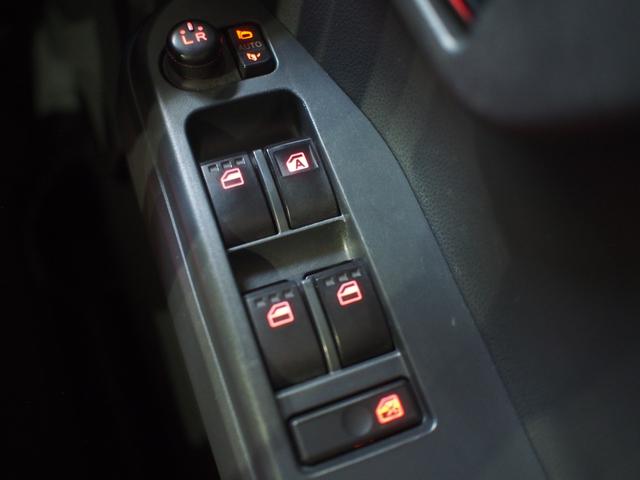 ウェイクＧターボ　レジャーエディションＳＡIII４ＷＤ　スマートアシスト　両側パワースライドドア　ＬＥＤヘッドライト　オートライト　ダイハツ純正ナビ　バックモニター　ドライブレコーダー　ＥＴＣ車載器　オートエアコン　アイドリングストップ（北海道）の中古車