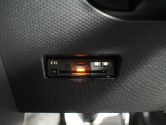 タントカスタムＲＳセレクション４ＷＤ　スマートアシスト　両側パワースライドドア　ＬＥＤヘッドライト　オートライト　オートエアコン　カーナビ　バックモニター　キーフリーシステム　運転席助手席シートヒーター　ＥＴＣ車載器（北海道）の中古車