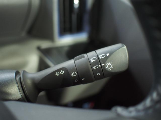 タントカスタムＲＳセレクション４ＷＤ　スマートアシスト　両側パワースライドドア　ＬＥＤヘッドライト　オートライト　オートエアコン　カーナビ　バックモニター　キーフリーシステム　運転席助手席シートヒーター　ＥＴＣ車載器（北海道）の中古車
