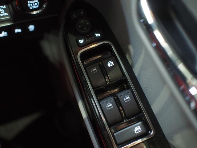タントカスタムＲＳセレクション４ＷＤ　スマートアシスト　両側パワースライドドア　ＬＥＤヘッドライト　オートライト　オートエアコン　カーナビ　バックモニター　キーフリーシステム　運転席助手席シートヒーター　ＥＴＣ車載器（北海道）の中古車