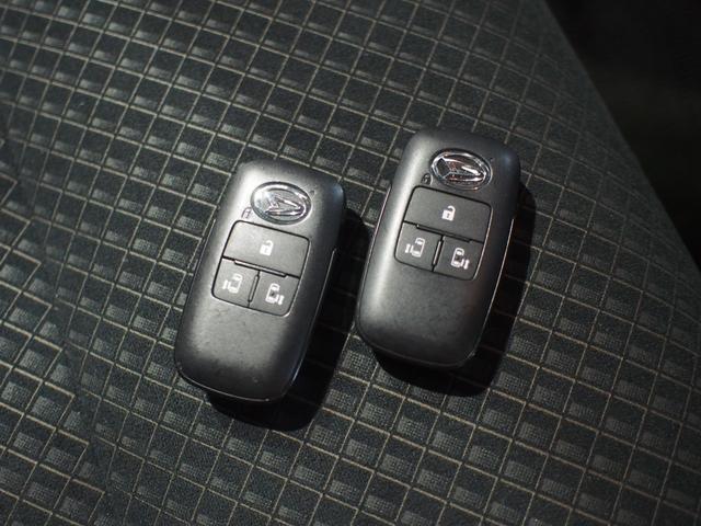 タントカスタムＲＳセレクション４ＷＤ　スマートアシスト　両側パワースライドドア　ＬＥＤヘッドライト　オートライト　オートエアコン　カーナビ　バックモニター　キーフリーシステム　運転席助手席シートヒーター　ＥＴＣ車載器（北海道）の中古車