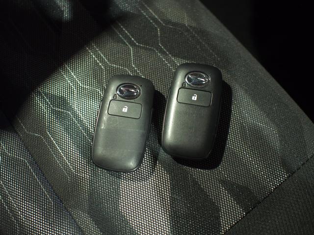 タフトＧ　ダーククロムベンチャー４ＷＤ　スマートアシスト　ガラスルーフ　ＬＥＤヘッドライト　オートライト　カーナビ　バックモニター　運転席助手席シートヒーター　前後コーナーセンサー　ＥＴＣ車載器　アイドリングストップ（北海道）の中古車