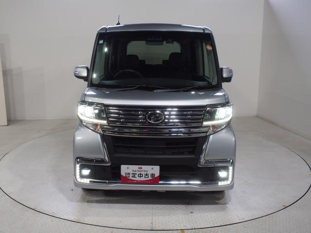 タントカスタムＸ　トップエディションＳＡIII４ＷＤ　スマートアシスト　両側スライドドア左電動　ＬＥＤヘッドライト　オートライト　ダイハツ純正ナビ　バックモニター　オートエアコン　運転席シートヒーター　ドライブレコーダー　アイドリングストップ（北海道）の中古車