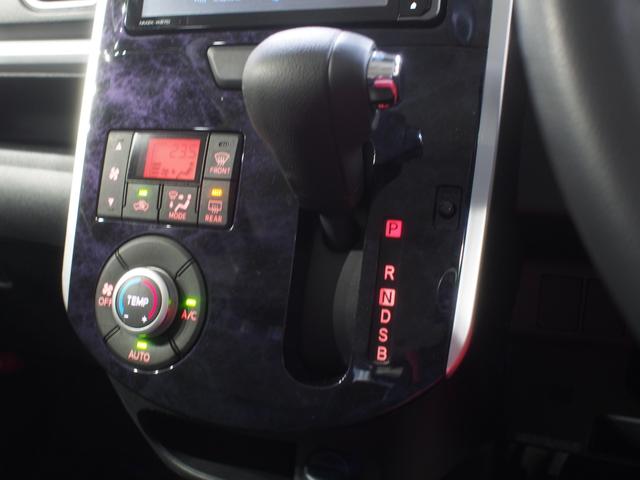 タントカスタムＸ　トップエディションＳＡIII４ＷＤ　スマートアシスト　両側スライドドア左電動　ＬＥＤヘッドライト　オートライト　ダイハツ純正ナビ　バックモニター　オートエアコン　運転席シートヒーター　ドライブレコーダー　アイドリングストップ（北海道）の中古車