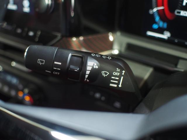オーラニスモ２ＷＤ　純正ナビ　夏冬タイヤ　アラウンドビューモニター　インテリジェントルームミラー　前後録画ドライブレコーダー　ＥＴＣ車載器（北海道）の中古車