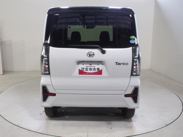 タントカスタムＸ４ＷＤ　スマートアシスト　両側パワースライドドア　ＬＥＤヘッドライト　オートライト　ダイハツ純正ナビ　バックモニター　ナビ連動ドライブレコーダー　運転席助手席シートヒーター　後席テーブル（北海道）の中古車