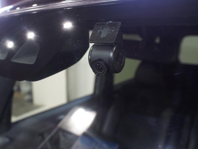 タントカスタムＸ４ＷＤ　スマートアシスト　両側パワースライドドア　ＬＥＤヘッドライト　オートライト　ダイハツ純正ナビ　バックモニター　ナビ連動ドライブレコーダー　運転席助手席シートヒーター　後席テーブル（北海道）の中古車