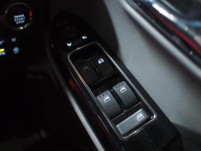 タントカスタムＸ４ＷＤ　スマートアシスト　両側パワースライドドア　ＬＥＤヘッドライト　オートライト　ダイハツ純正ナビ　バックモニター　ナビ連動ドライブレコーダー　運転席助手席シートヒーター　後席テーブル（北海道）の中古車