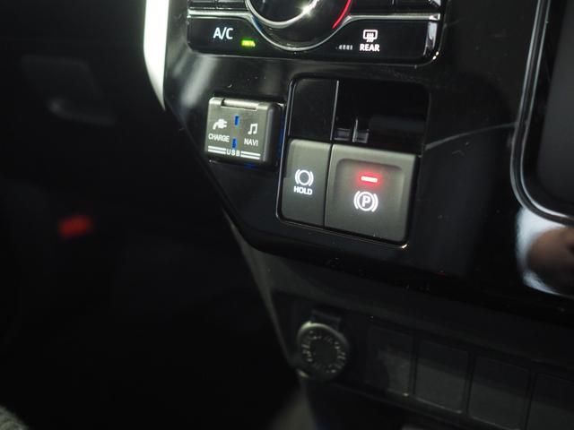 トールカスタムＧ４ＷＤ　スマートアシスト　両側パワースライドドア　ＬＥＤヘッドライト　オートライト　純正ナビ　ナビ連動ドライブレコーダー　リモコンエンジンスターター　クルーズコントロール　オートエアコン　ＥＴＣ車載器（北海道）の中古車