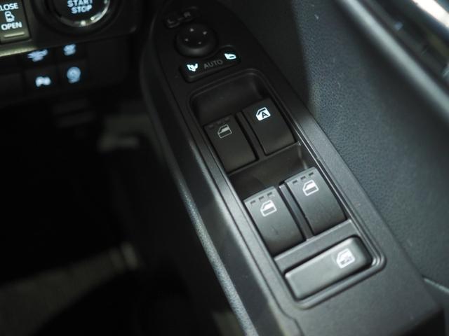 タントカスタムＸ４ＷＤ　スマートアシスト　両側パワースライドドア　ＬＥＤヘッドライト　オートライト　オートエアコン　スマホ連携ディスプレイオーディオ　運転席助手席シートヒーター　後席テーブル　アイドリングストップ（北海道）の中古車