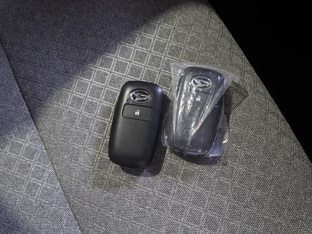 タントＬ４ＷＤ　スマートアシスト　両側スライドドア　ＬＥＤヘッドライト　オートライト　オートエアコン　キーフリーシステム　ＣＤチューナー　前後コーナーセンサー　運転席助手席シートヒーター　アイドリングストップ（北海道）の中古車