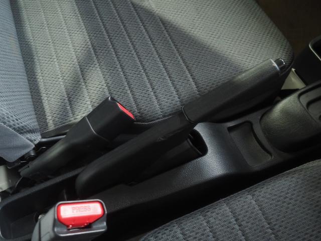 ハイゼットトラックスタンダードＳＡIIIｔスマートアシスト　パートタイム４ＷＤ　４速オートマチック　ＡＭ／ＦＭラジオ　ゲートプロテクター（北海道）の中古車