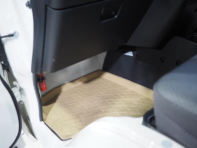 ハイゼットトラックスタンダードＳＡIIIｔスマートアシスト　パートタイム４ＷＤ　４速オートマチック　ＡＭ／ＦＭラジオ　ゲートプロテクター（北海道）の中古車