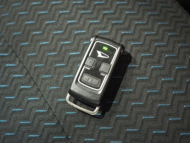 トールカスタムＧ４ＷＤ　スマートアシスト　両側パワースライドドア　ＬＥＤヘッドライト　オートライト　ダイハツ純正ナビ　ナビ連動ドライブレコーダー　リモコンエンジンスターター　クルーズコントロール　アイドリングストップ（北海道）の中古車