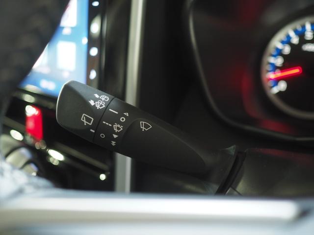 トールカスタムＧ４ＷＤ　スマートアシスト　両側パワースライドドア　ＬＥＤヘッドライト　オートライト　ダイハツ純正ナビ　ナビ連動ドライブレコーダー　リモコンエンジンスターター　クルーズコントロール　アイドリングストップ（北海道）の中古車