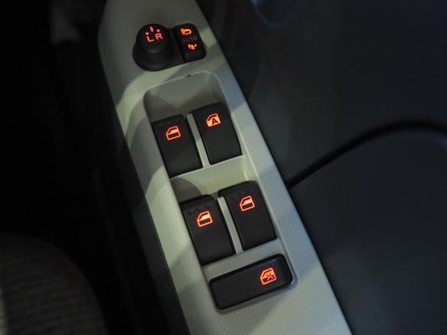 ミラトコットＸ　ＳＡIII４ＷＤ　スマートアシスト　ＬＥＤヘッドライト　ＣＤチューナー　キーフリーシステム　前後コーナーセンサー　アルミホイール　アイドリングストップ　ＶＳＣ（横滑り抑制機能）（北海道）の中古車