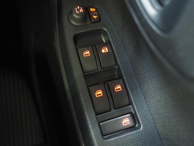 ムーヴＸリミテッドII　ＳＡIII４ＷＤ　スマートアシスト　ＬＥＤヘッドライト　オートライト　オートエアコン　ダイハツ純正ナビ　バックモニター　リモコンエンジンスターター　運転席シートヒーター　キーフリーシステム　アイドリングストップ（北海道）の中古車