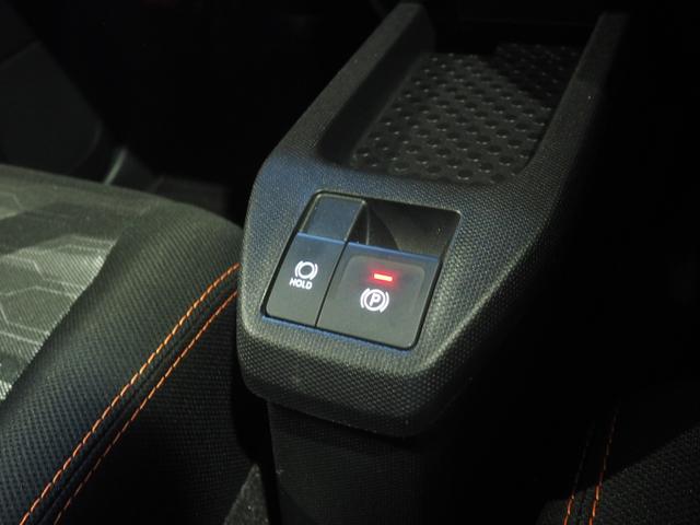 タフトＧターボ４ＷＤ　スマートアシスト　ガラスルーフ　ＬＥＤヘッドライト　オートライト　ＤＶＤ／ＵＳＢ／ＣＤオーディオ　バックモニター　リモコンエンジンスターター　ＥＴＣ車載器　シートヒーター　アイドリングストップ（北海道）の中古車