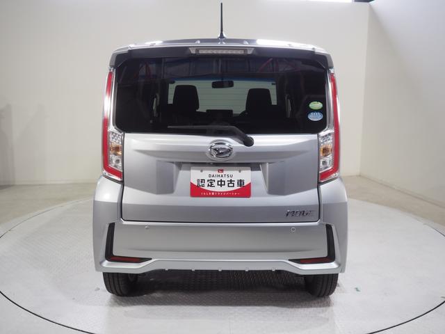 ムーヴカスタム　Ｘ４ＷＤ　ＬＥＤヘッドライト　オートライト　ダイハツ純正ナビ　バックモニター　オートエアコン　リモコンエンジンスターター　夏冬タイヤ　キーフリーシステム　アイドリングストップ　ＶＳＣ（横滑り抑制機能）（北海道）の中古車