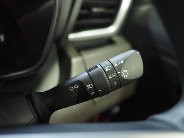 トールＧ４ＷＤ　スマートアシスト　両側パワースライドドア　ＬＥＤヘッドライト　オートライト　オートエアコン　ダイハツ純正ナビ　バックモニター　運転席助手席シートヒーター　キーフリーシステム　アルミホイール（北海道）の中古車