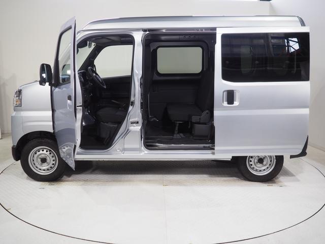 ハイゼットカーゴＤＸパートタイム４ＷＤ　ＣＶＴ　スマートアシスト　両側スライドドア　キーレスエントリー　ＡＭ／ＦＭラジオ　オートライト　エアコン　アイドリングストップ　ＶＳＣ（横滑り抑制機能）（北海道）の中古車
