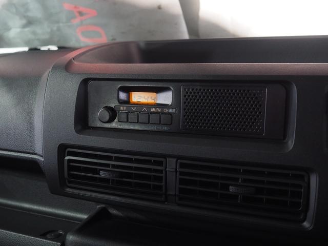 ハイゼットカーゴＤＸパートタイム４ＷＤ　ＣＶＴ　スマートアシスト　両側スライドドア　キーレスエントリー　ＡＭ／ＦＭラジオ　オートライト　エアコン　アイドリングストップ　ＶＳＣ（横滑り抑制機能）（北海道）の中古車