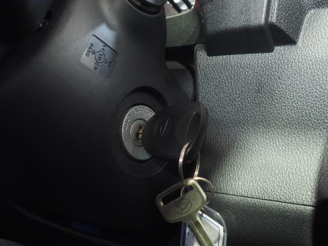 ハイゼットカーゴＤＸパートタイム４ＷＤ　ＣＶＴ　スマートアシスト　両側スライドドア　キーレスエントリー　ＡＭ／ＦＭラジオ　オートライト　エアコン　アイドリングストップ　ＶＳＣ（横滑り抑制機能）（北海道）の中古車