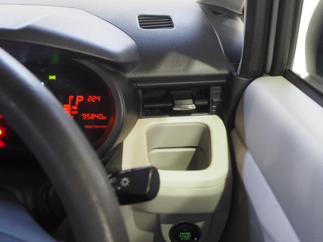 ムーヴＸ　ＳＡ４ＷＤ　夏冬タイヤ　スマートアシスト　オートライト　オートエアコン　キーフリーシステム　ＣＤ／ＵＳＢチューナー　ドライブレコーダー　アルミホイール　ＶＳＣ（横滑り抑制機能）　アイドリングストップ（北海道）の中古車