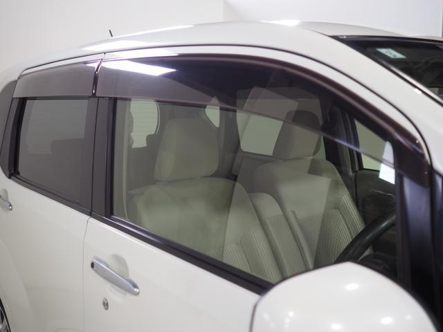 ムーヴＸ　ＳＡ４ＷＤ　夏冬タイヤ　スマートアシスト　オートライト　オートエアコン　キーフリーシステム　ＣＤ／ＵＳＢチューナー　ドライブレコーダー　アルミホイール　ＶＳＣ（横滑り抑制機能）　アイドリングストップ（北海道）の中古車