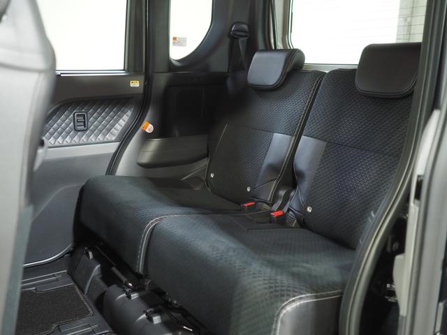 タントカスタムＲＳ４ＷＤ　両側パワースライドドア　夏冬タイヤ　スマートアシスト　ＬＥＤヘッドライト　オートライト　オートエアコン　ダイハツ純正ナビ　パノラマモニター　リモコンエンジンスターター　ドライブレコーダー（北海道）の中古車