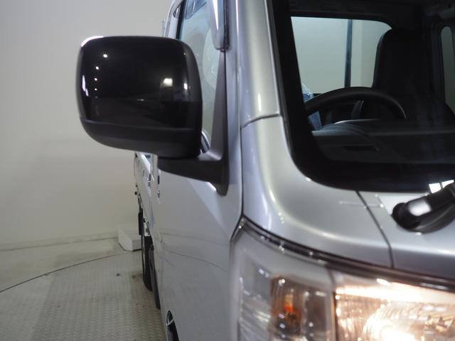 ハイゼットトラックジャンボスタンダードパートタイム４ＷＤ　ＣＶＴ　キーフリーシステム　パワーウィンドウ　電動格納ドアミラー　オーディオレス　前後コーナーセンサー　アイドリングストップ　スマートアシスト　ＶＳＣ（横滑り抑制機能）（北海道）の中古車