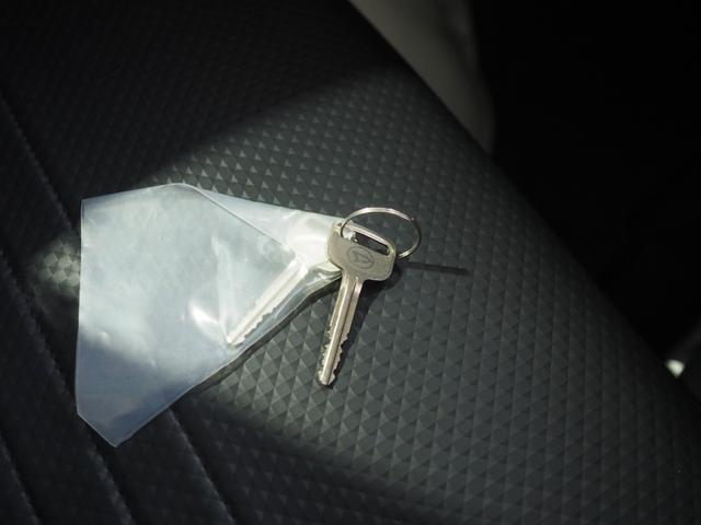 ハイゼットトラックスタンダードパートタイム４ＷＤ　スマートアシスト　ＣＶＴ　ＡＭ／ＦＭラジオ　前後コーナーセンサー　アイドリングストップ（北海道）の中古車