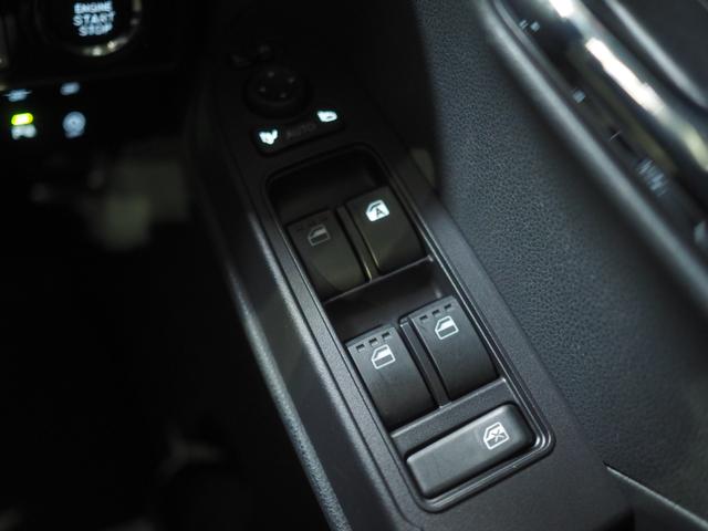 タントカスタムＲＳ４ＷＤ　両側パワースライドドア　オーディオレス　ＬＥＤヘッドライト　オートライト　オートエアコン　運転席助手席シートヒーター　前後コーナーセンサー　後席テーブル　キーフリーシステム　アルミホイール（北海道）の中古車