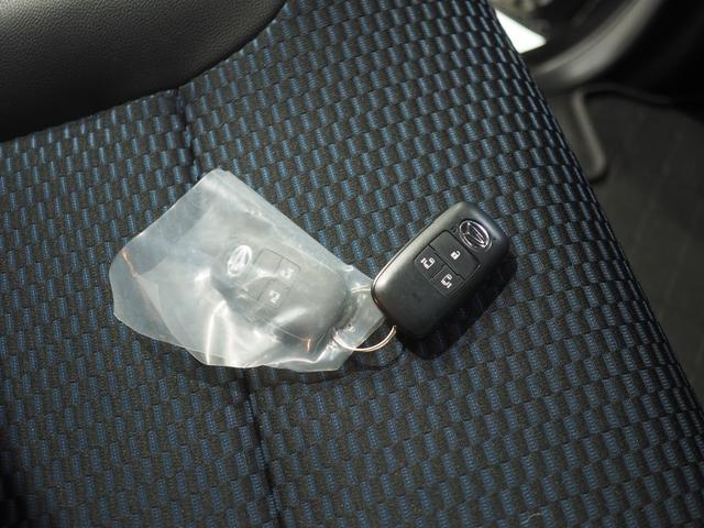 タントカスタムＲＳ４ＷＤ　両側パワースライドドア　オーディオレス　ＬＥＤヘッドライト　オートライト　オートエアコン　運転席助手席シートヒーター　前後コーナーセンサー　後席テーブル　キーフリーシステム　アルミホイール（北海道）の中古車