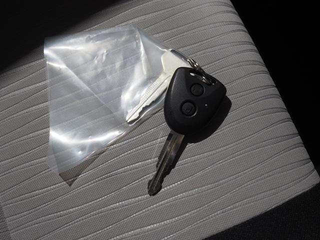 ミライースL4WD オートライト デジタルメーター オーディオレス キーレスエントリー アイドリングストップ VSC(横滑り抑制機能)(北海道)の中古車