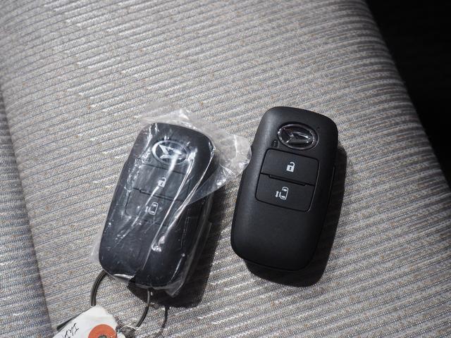 ムーヴX4WD 夏冬タイヤ 両側スライドドア左電動 LEDヘッドライト オートライト オートエアコン 前後コーナーセンサー 電動パーキングブレーキ VSC(横滑り抑制機能) アイドリングストップ(北海道)の中古車