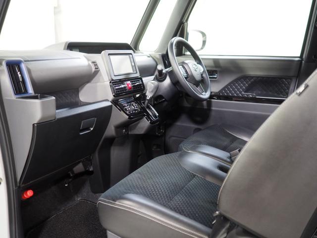 タントカスタムＸセレクション４ＷＤ　両側パワースライドドア　ＬＥＤヘッドライト　オートライト　ダイハツ純正ナビ　バックモニター　リモコンエンジンスターター　前後コーナーセンサー　アイドリングストップ　ＶＳＣ（横滑り抑制機能）（北海道）の中古車