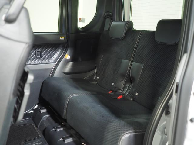 タントカスタムＸセレクション４ＷＤ　両側パワースライドドア　ＬＥＤヘッドライト　オートライト　ダイハツ純正ナビ　バックモニター　リモコンエンジンスターター　前後コーナーセンサー　アイドリングストップ　ＶＳＣ（横滑り抑制機能）（北海道）の中古車