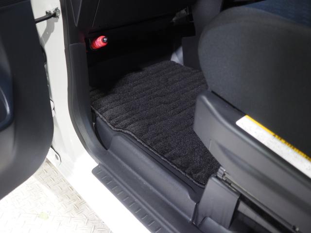 ウェイクGターボ レジャーエディションSAIII4WD 両側パワースライドドア 夏冬タイヤ ダイハツ純正ナビ 室内キャリア リモコンエンジンスターター LEDヘッドライト 運転席シートヒーター オートライト オートエアコン アイドリングストップ(北海道)の中古車