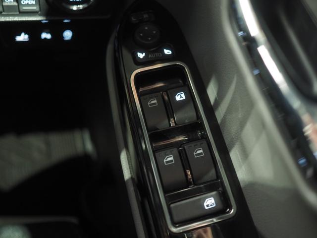 タントカスタムRS4WD 両側パワースライドドア ダイハツ純正ナビ パノラマモニター リモコンエンジンスターター LEDヘッドライト オートライト オートエアコン ドライブレコーダー ETC車載器 シートヒーター(北海道)の中古車