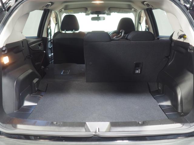 インプレッサスポーツ１．６ｉ−ＬアイサイトＡＷＤ　ＬＥＤヘッドライト　オートライト　オートエアコン　ＣＤ／ＵＳＢ／ＢＴチューナー　パドルシフトつき革巻きステアリングホイール　ＢＳＭ　ＳＲＨ（ステアリング連動ヘッドランプ）　アイドリングストップ（北海道）の中古車