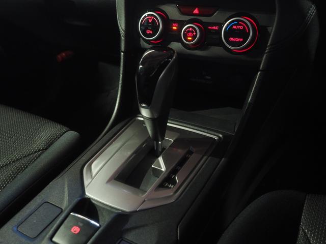 インプレッサスポーツ１．６ｉ−ＬアイサイトＡＷＤ　ＬＥＤヘッドライト　オートライト　オートエアコン　ＣＤ／ＵＳＢ／ＢＴチューナー　パドルシフトつき革巻きステアリングホイール　ＢＳＭ　ＳＲＨ（ステアリング連動ヘッドランプ）　アイドリングストップ（北海道）の中古車